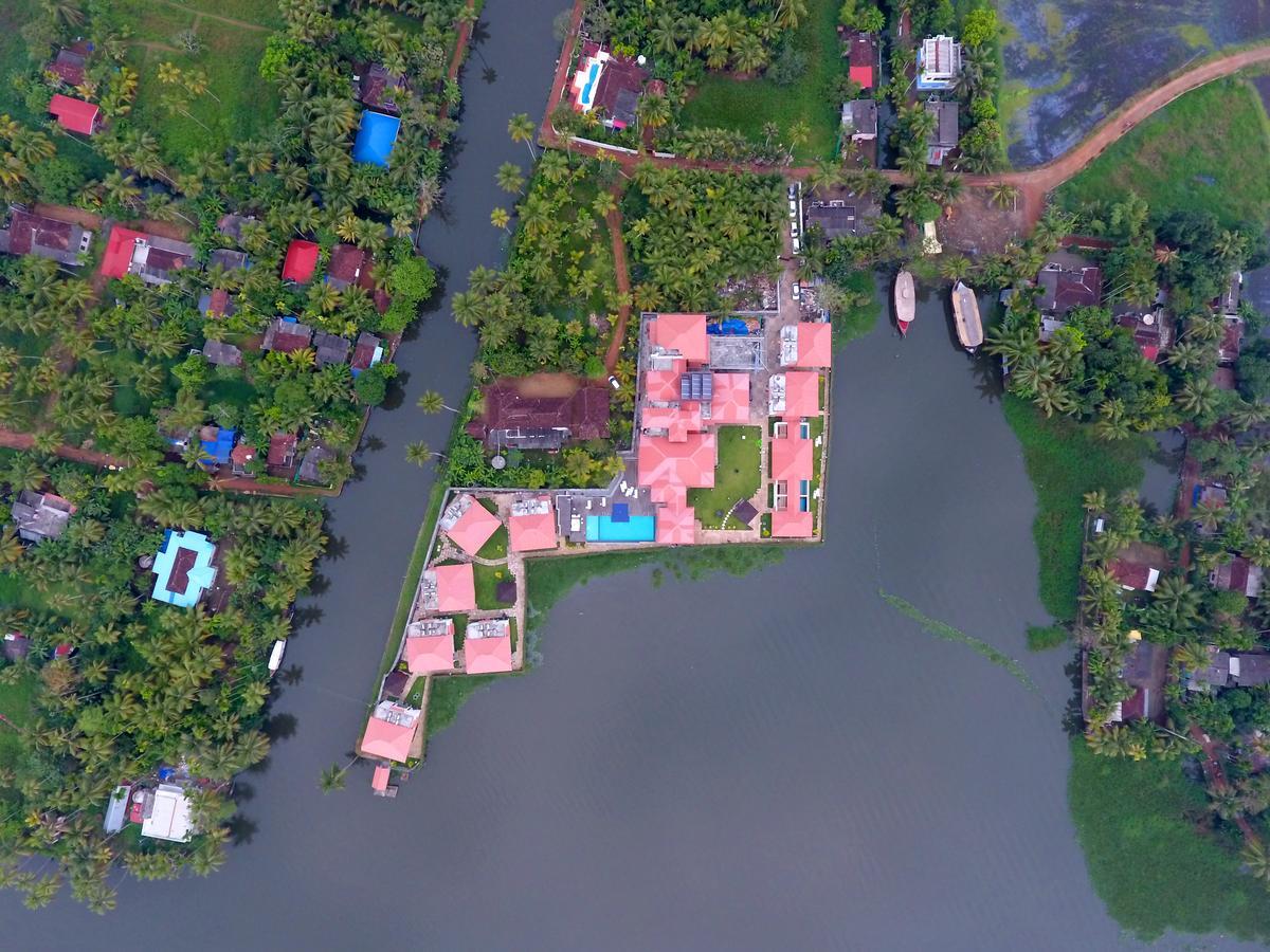 Paloma Backwater Resorts Alappuzha Екстериор снимка